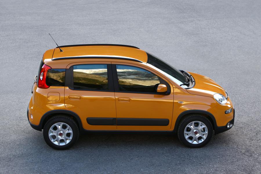  Fiat Panda Trekking 2012 года  (фото 15 из 50)